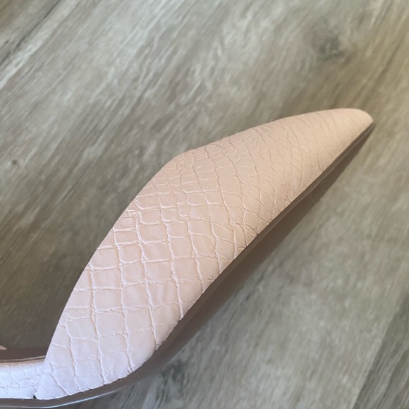 Call it spring, 6.5 heel - Picture 2 of 2